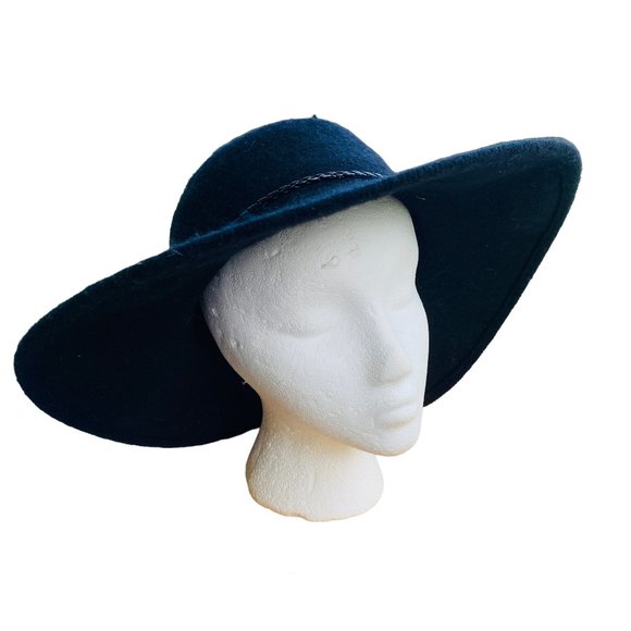 Four Buttons by San Diego Hat Co Black Floppy Wide Brim Wool Sun Hat Foldable - Picture 3 of 12